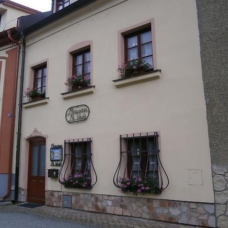 Hotel Penzion Po Vode Český Krumlov Esterno foto