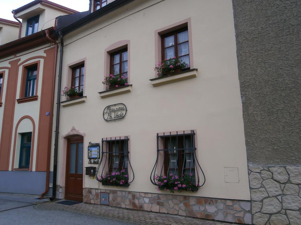 Hotel Penzion Po Vode Český Krumlov Esterno foto